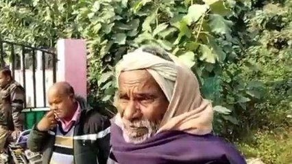 लखीमपुर: सिर पर फल की टोकरी रखकर बेचने जा रही महिला को वाहन ने मारी टक्कर, मौत