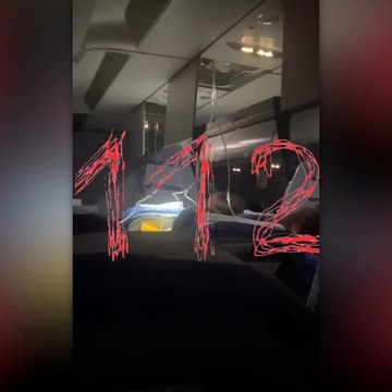 Uçakta panik anları! 20 dakika düştüler