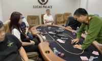 Triệt phá đường dây đánh bạc hàng chục tỷ đồng tại Hà Nội