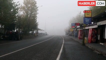 Diyarbakır'da Sis Nedeniyle Tarihi Surlar Gözden Kayboldu