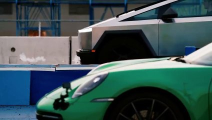 Cybertruck beats Porsche 911 while towing a 911
