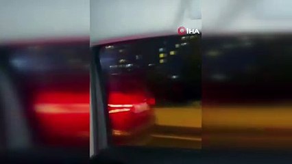 Direksiyon başında tehlikeli hareket yapan kadın sürücü kamerada