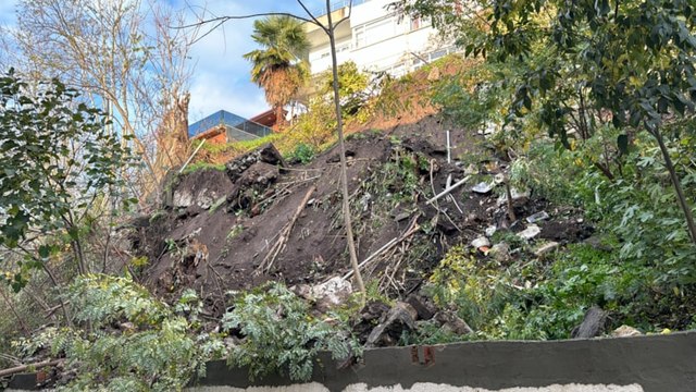 Duvar çöktü: 23 daire 6 iş yeri boşaltılacak