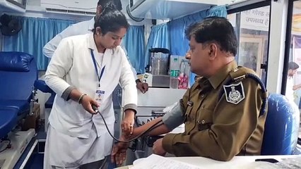 शिविर में बैंक कर्मचारियों ने किया 50 यूनिट रक्तदान