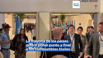 COP28 | Nuevo proyecto de acuerdo aboga por "menos consumo y producción de combustibles fósiles"