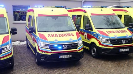 Przekazanie nowych karetek