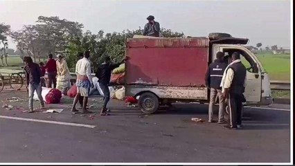 रफ्तार का कहर: बेलगाम सब्जी लदा पिकअप अनियंत्रित होकर पलटा, आधा दर्जन घायल