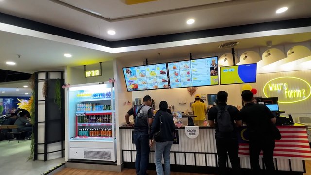 Amazing Food & Twin Towers of Kuala Lumpur - Last in Malaysia - Surya Shopping Mall & Science centre