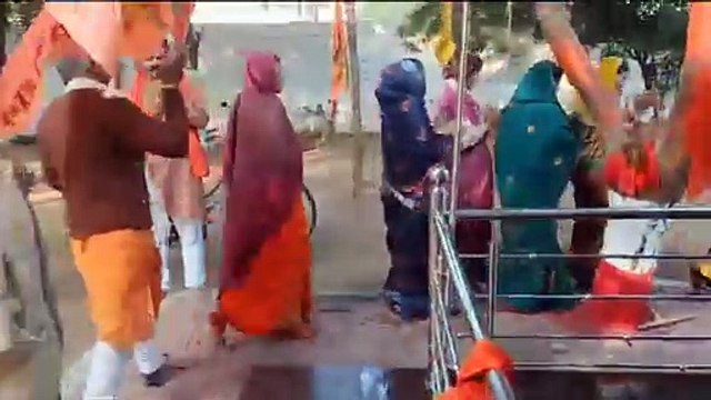 राम.. राम.. जय राजाराम... भजनों से होती है सुबह, सुनकर सभी भूल जाएंगे सभी दुख दर्द, देखें वीडियो