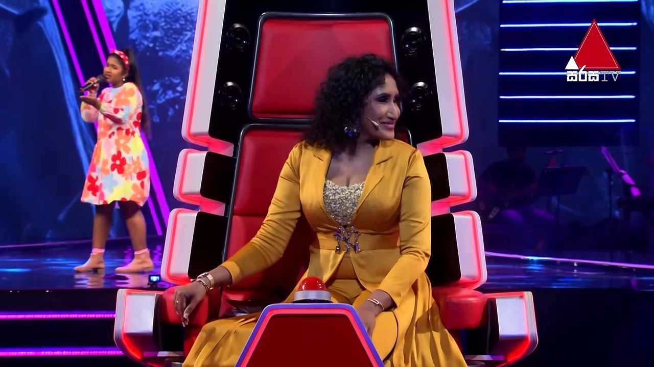 Geethma Chethani | Sudu Sanda Eliya (සුදු සඳ එළිය) |  Blind Auditions | The Voice Kids Sri Lanka