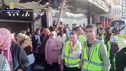 انتظار حشود أمام اللجان الانتخابية حتى أثناء فترة الراحة المتخصصة للمستشارين