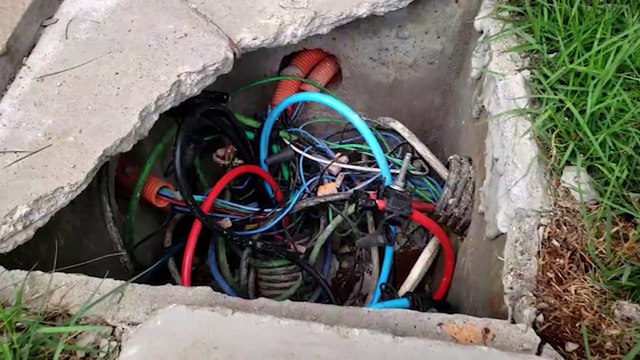 Ladrões danificam estrutura de empresa e realizam furto de fios no Bairro Coqueiral