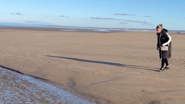 Woman splashed with a wave of embarrassment after courageous jump attempt backfires!