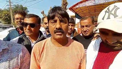 अधिकारी करेंगे जांच, पौ फटने के बाद तक बाजार में तैनात रहेगी पुलिस