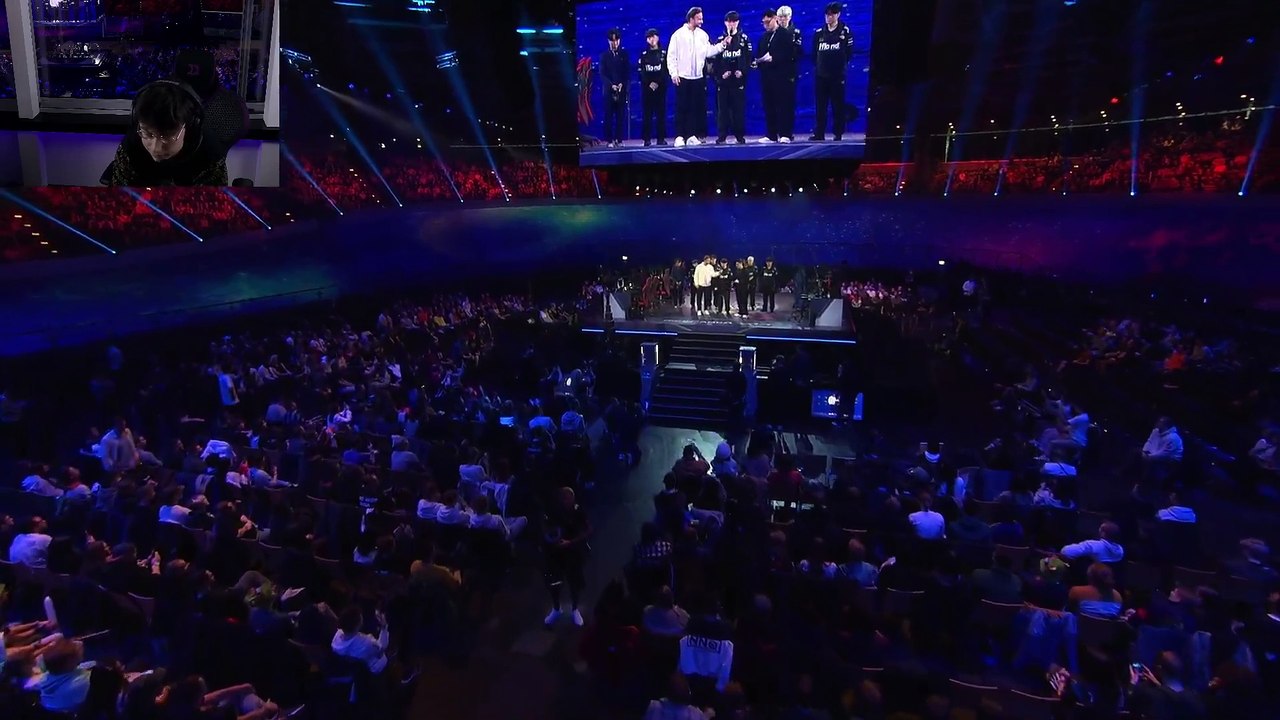 Caedrel se sorprende al ver los abucheos a Faker