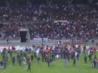 VIOLENCE AU FOOT TUNISIE VS RD CONGO à PARIS