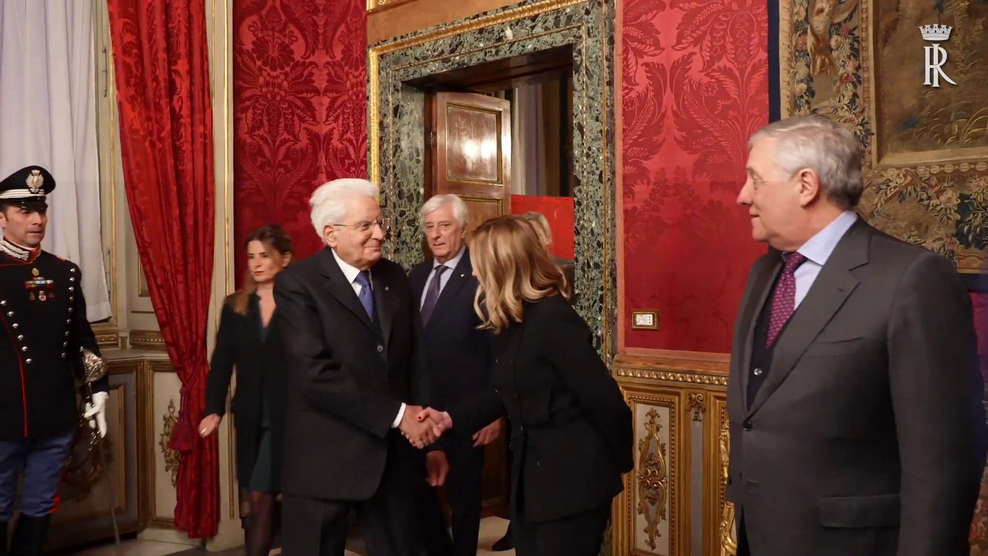 Video Mattarella presiede il Consiglio Supremo di Difesa