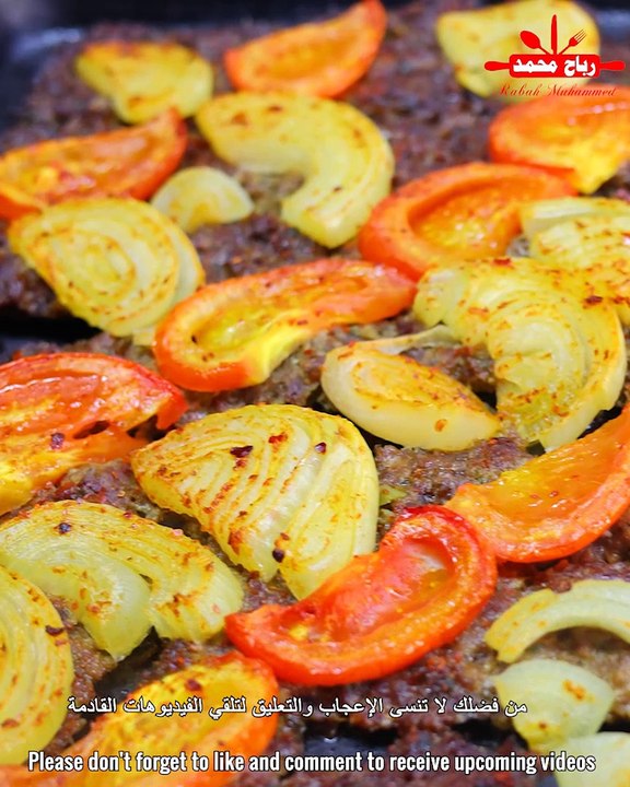 صينية كباب بالفرن أحلى والذ وجبة غداء - لحمة بالفرن بطعم شهي وطريقة سهلة - لحم مشوي مع الخضار في الفرن )