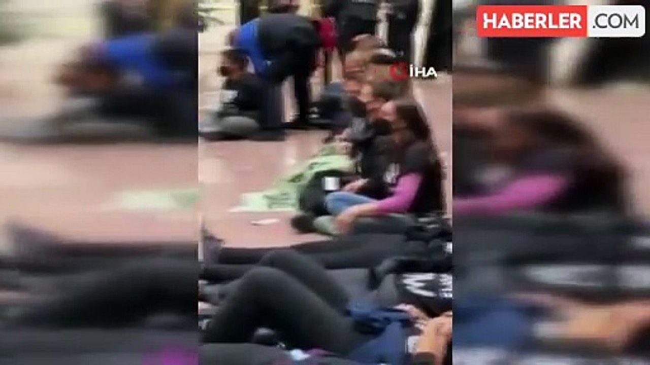 Washington DC'de İsrail'e karşı oturma eylemi düzenlendi