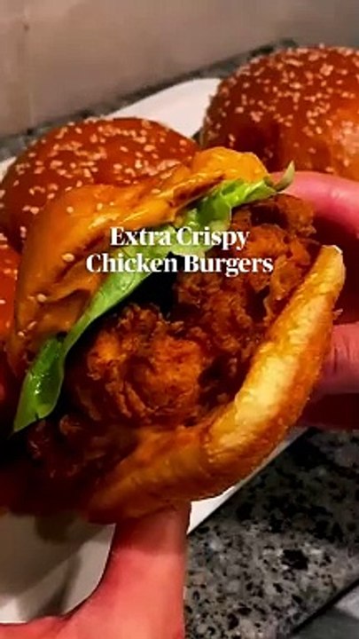 Extra Crispy Chicken Burgers DIY