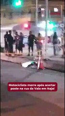 Motociclista morre após acertar poste na rua da Vala