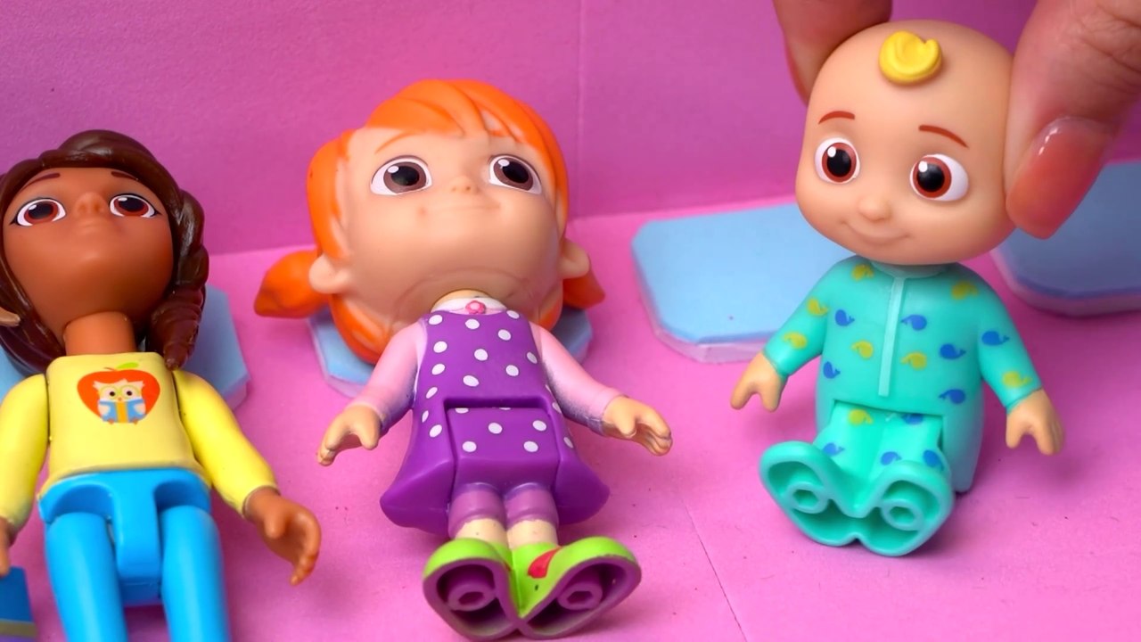 Ten In The Bed Learn Numbers 1 to 10 Play with Toys