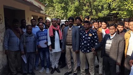 Video : खटीक समाज ने उपखण्ड अधिकारी कार्यालय पर प्रदर्शन किया,सौंपा ज्ञापन