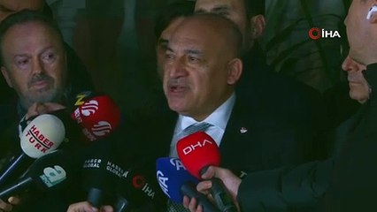 Türkiye’de tüm ligler süresiz olarak ertelendi