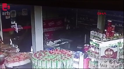 Marketten 400 bin liralık hırsızlık kamerada