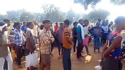 किसानों से हो रही अवैध वसूली, बेवजह किया जा रहा परेशान.... देखें वीडियो