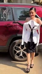 Shocking Uorfi Javed With Her New Clothing Experiment In The City