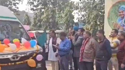 लखीमपुर: जनपद खीरी को मिली तीन नई एंबुलेंस, सदर विधायक ने की रवाना