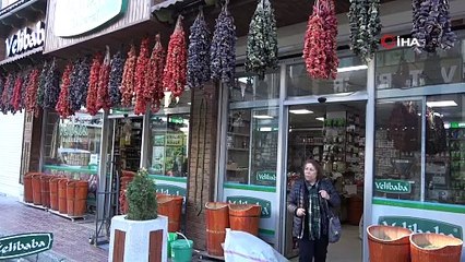 Kışın soğuk yüzü aktarlara yarıyor