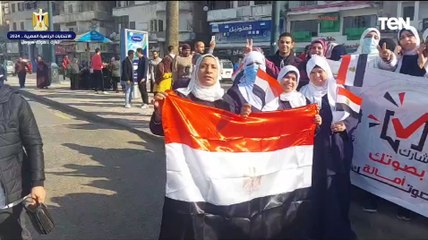 مسيرة حاشدة للعاملين بمستشفيات دمياط للمشاركة فى الانتخابات الرئاسية