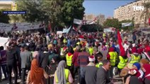 مسيرة حاشدة للكيانات الشبابية يتقدمها محافظ أسيوط لحث المواطنين علي الانتخابات