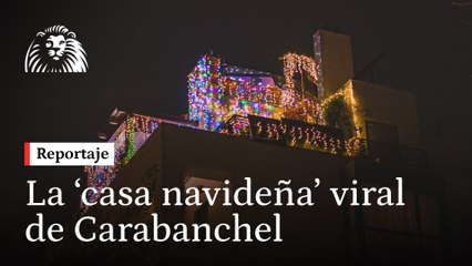 Así es la 'casa navideña' de Rafa y Jose en Carabanchel que se ha hecho viral por sus miles de luces