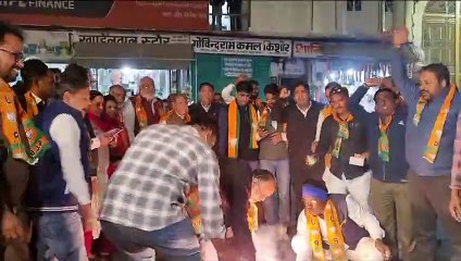 भजन लाल शर्मा के सीएम बनने पर की गई आतिशबाजी