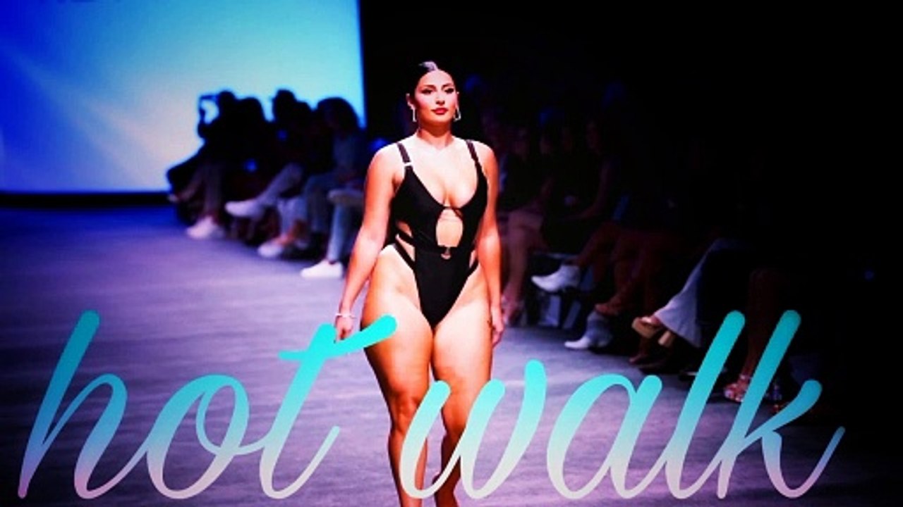 Hot walking show