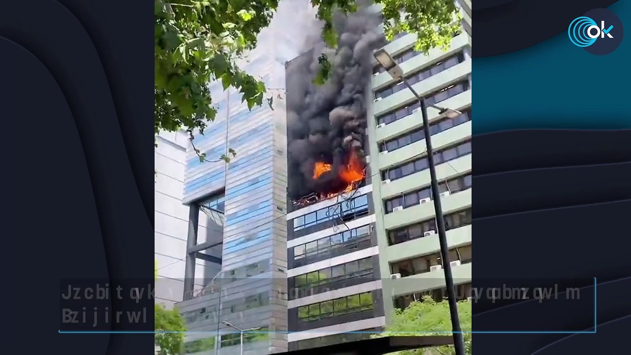Brutal incendio en un edificio contiguo al Ministerio de Trabajo de Argentina