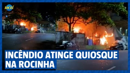 Incêndio atinge quiosques na Rocinha