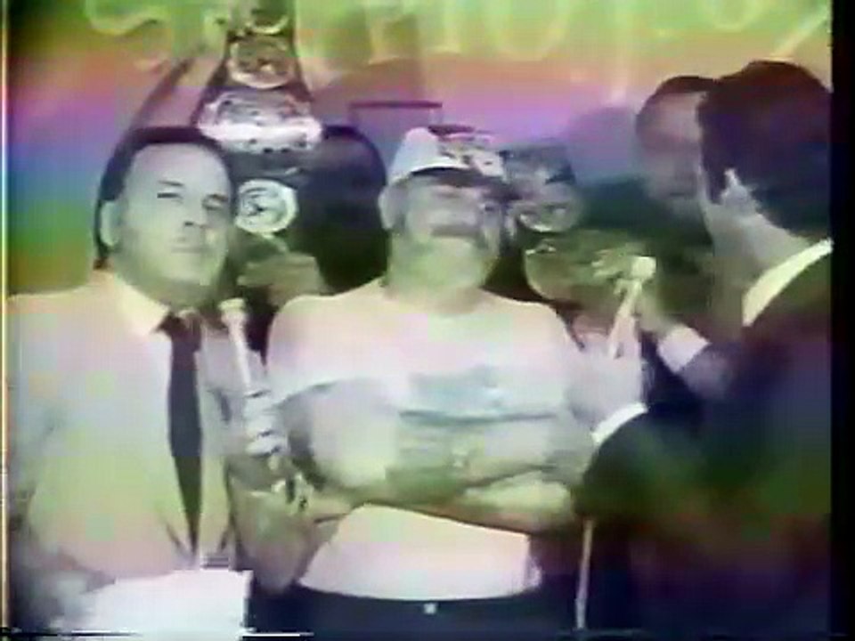 The Road Warriors vs The Sheepherders. (1984)