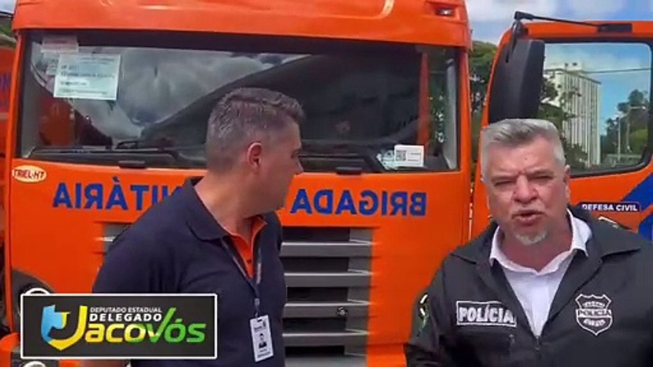 Delegado Jacovós participa da entrega de nove caminhões para Defesa Civil