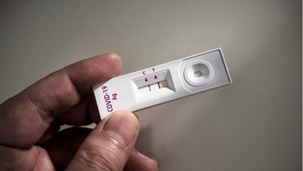 Retour du Covid-19 : combien de temps reste-t-on contagieux ?