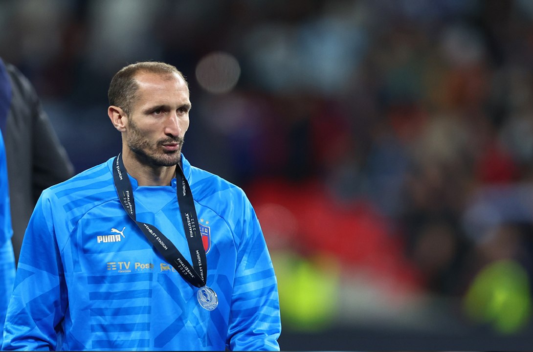 AR 12 CHIELLINI OOV