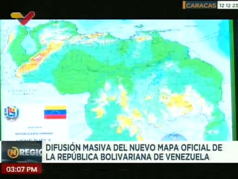 Autoridades Nacionales entregan nuevo mapa territorial al sector de educación básica y diversificada