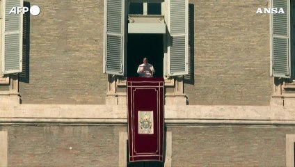 Il Papa: "Sui diritti umani c'e' ancora molto da fare"