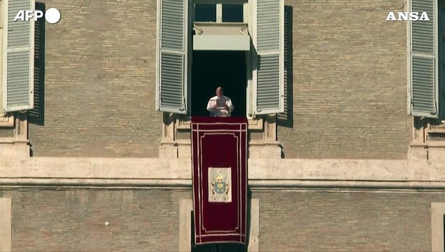 Il Papa: Sui diritti umani c'e' ancora molto da fare