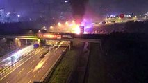 İstanbul'da İETT otobüsü alev alev yandı