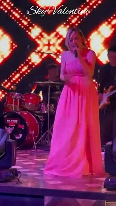 Divina Singer -  Katy Events