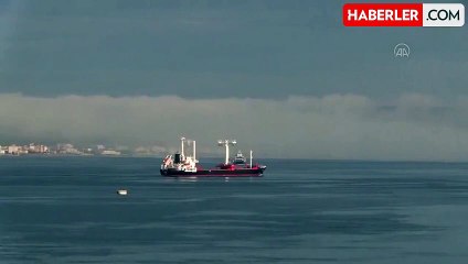 Çanakkale Boğazı'nda yoğun sis nedeniyle gemi trafiği durduruldu